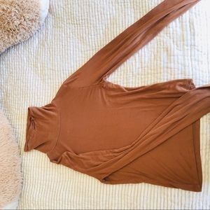 Long sleeve Aeropostale shirt.